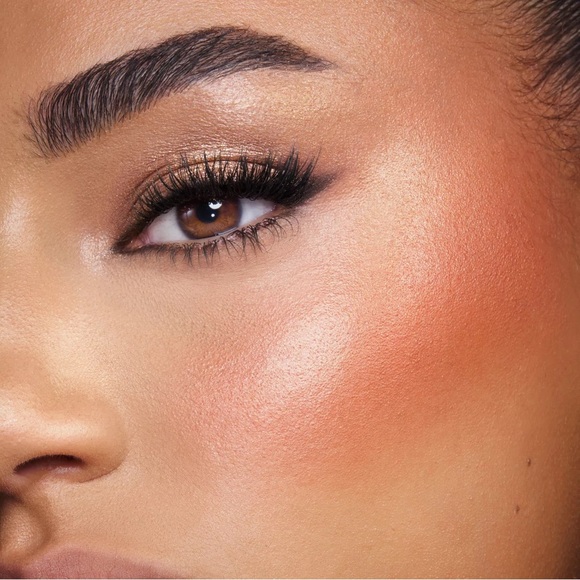 Charlotte Tilbury Mini Hollywood Blush & Glow Glide Pallet - Tan/Deep - Picture 11 of 13